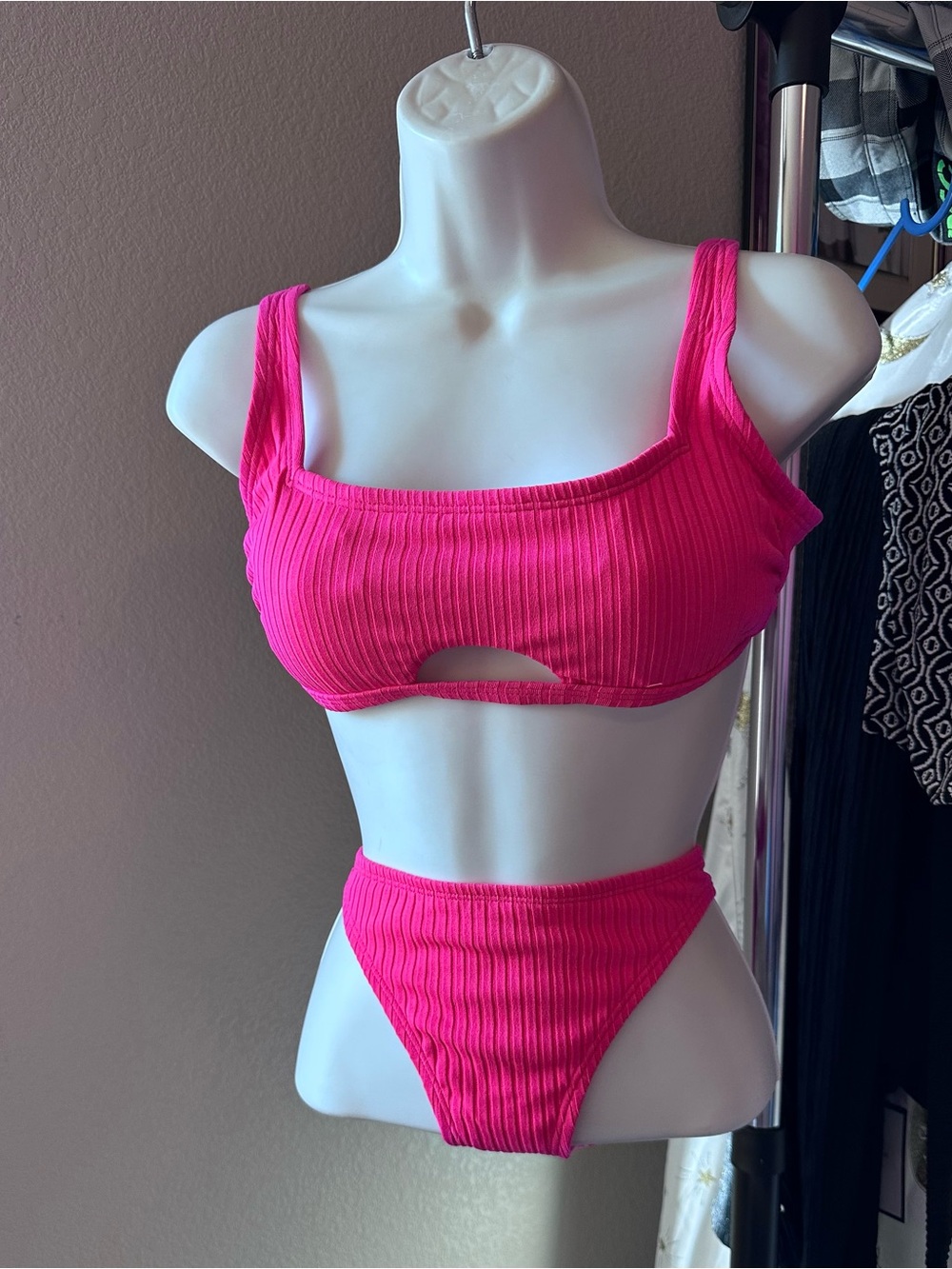 woman 2 piece bikini, new, size M